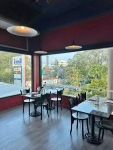 Fully Equipped Restaurant for Sale and Rent on Soi Nang Linchi