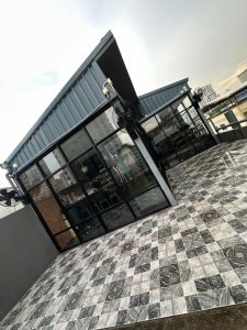 Night Club with Rooftop In Thonglor