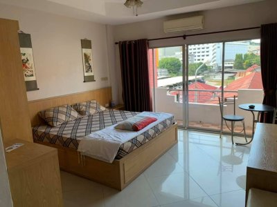 Bar + 9 Room Guesthouse Take Over